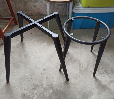 Moderne stijl binnenshuis aangepaste rechthoekige metalen meubelbasis met zilveren afwerking